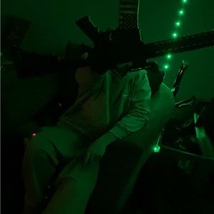 Meet your Posher, Macias